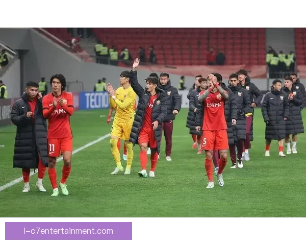 中国男足世预赛补时丢球遗憾逆转引发球迷热议